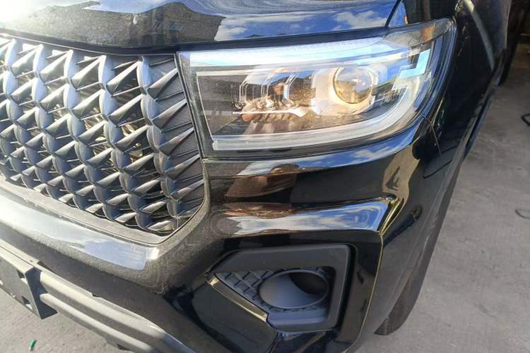 Used Great Wall Poer 2023 2.0T Commercial Version Automatic Diesel 4x4 Elite Long-Box GW4D20M Left Front Headlight