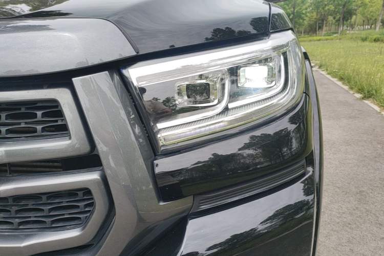 Used Great Wall Poer 2023 2.0T Passenger Version Automatic Diesel 4x4 Comfort Trim – GW4D20M Left Front Headlight