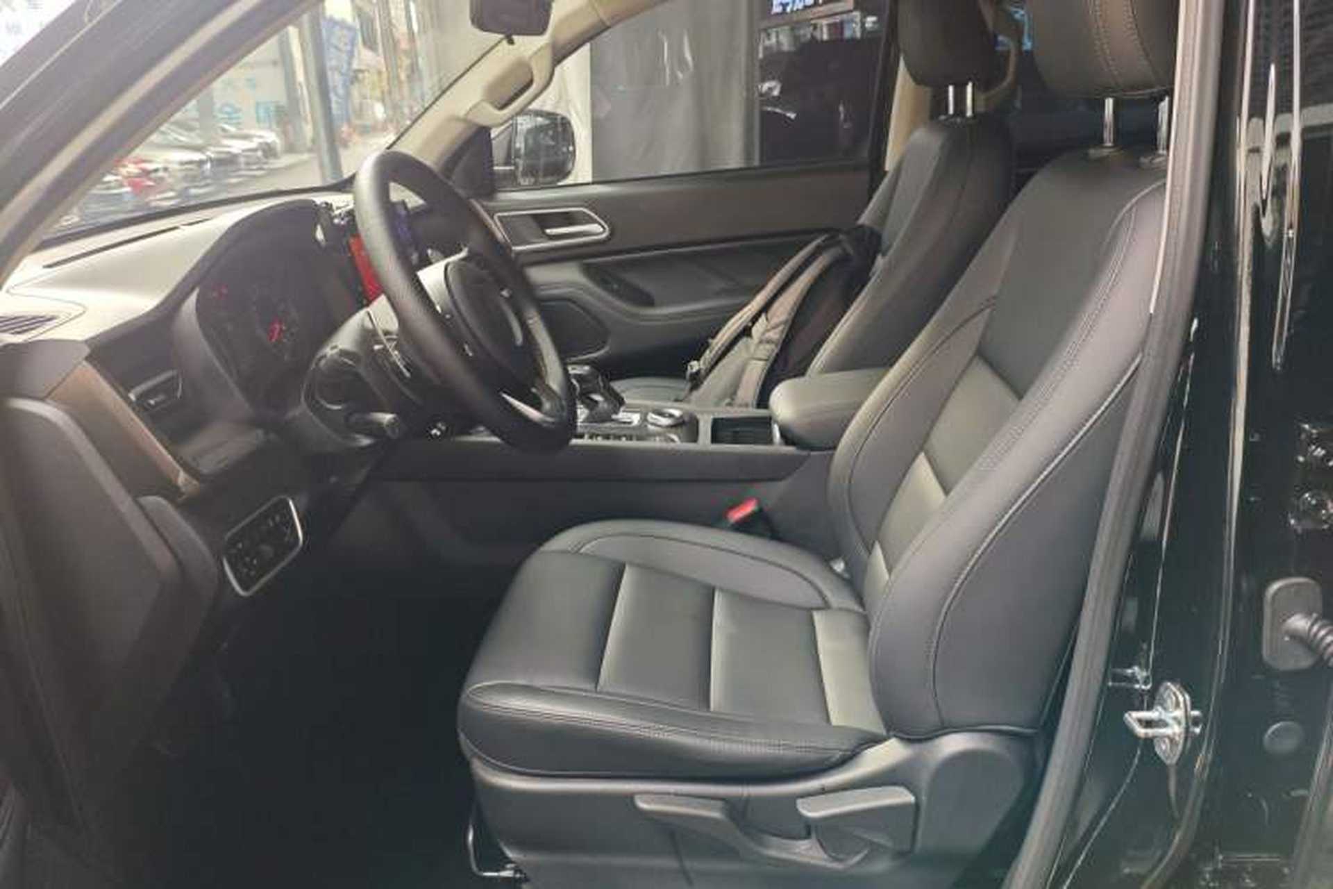 Used Great Wall Poer 2023 2.0T Commercial Version Automatic Diesel 4x4 Elite Long-Box GW4D20M Left Front Seat