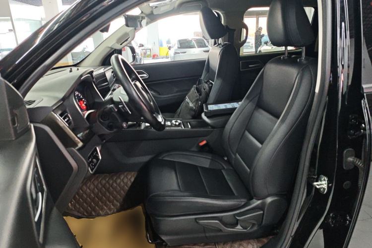 Used Great Wall Poer 2023 2.0T Commercial Version Automatic Diesel Two-Wheel Drive Elite Trim with Long Bed – GW4D20M Left Front Seat