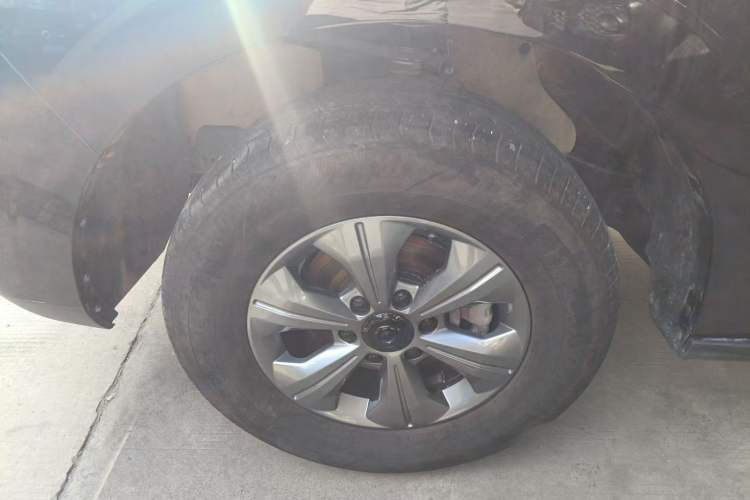 Used Great Wall Poer 2023 2.0T Commercial Version Automatic Diesel 4x4 Elite Long-Box GW4D20M Left Front Wheel Hub