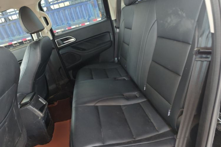 Used Great Wall Poer 2023 2.0T Commercial Version Manual Diesel 4x4 Elite Long-Box GW4D20M Left Rear Seat