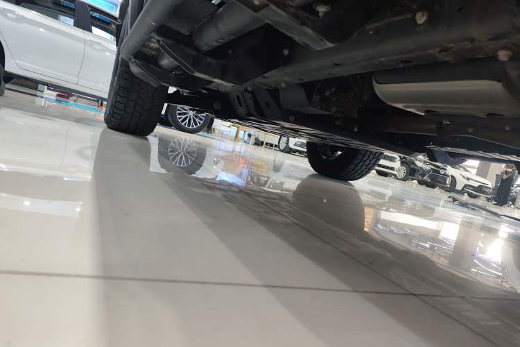 Used Great Wall Poer 2023 2.0T Off-Road Edition Automatic Diesel 4x4 Advanced Version Left Side Sill
