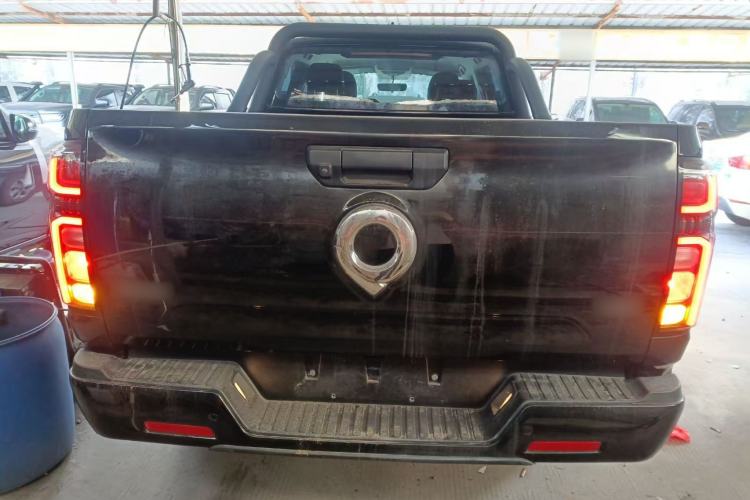 Used Great Wall Poer 2023 2.0T Commercial Version Automatic Diesel 4x4 Elite Long-Box GW4D20M Rear