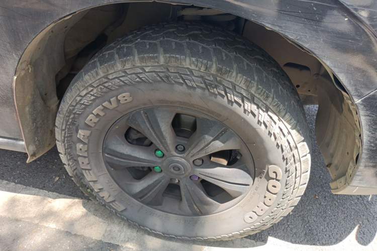 Used Great Wall Poer 2023 2.0T Commercial Version Automatic Diesel 4x4 Long Bed Business-Grade Model Right Front Wheel Hub