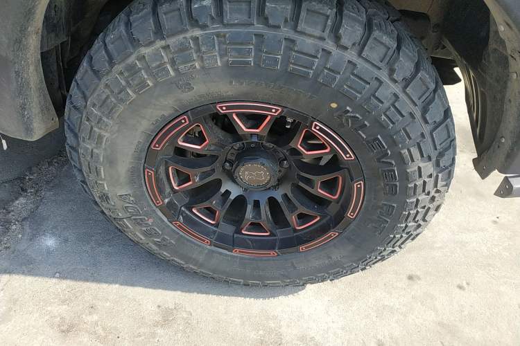 Used Great Wall Poer 2023 2.0T Commercial Version Automatic Diesel 4x4 Elite Long-Box GW4D20M Right Front Wheel Hub