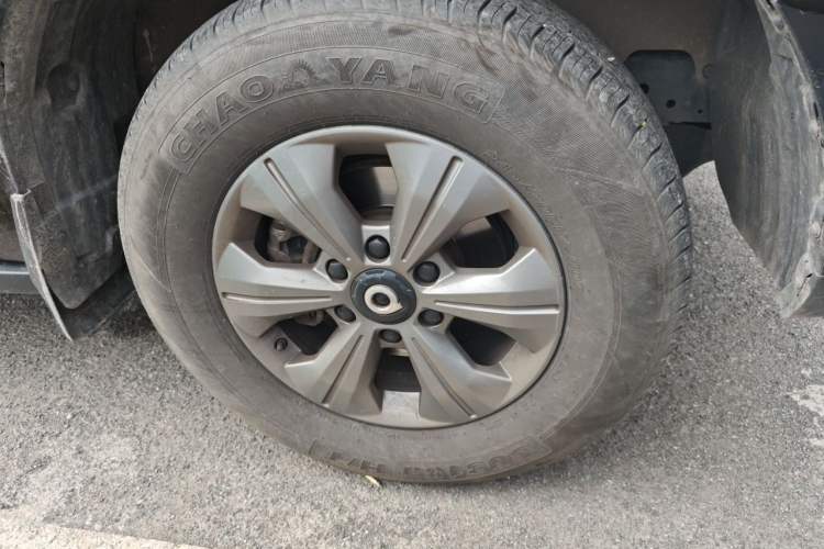 Used Great Wall Poer 2023 2.0T Commercial Version Automatic Diesel Two-Wheel Drive Elite Trim with Long Bed – GW4D20M Right Front Wheel Hub
