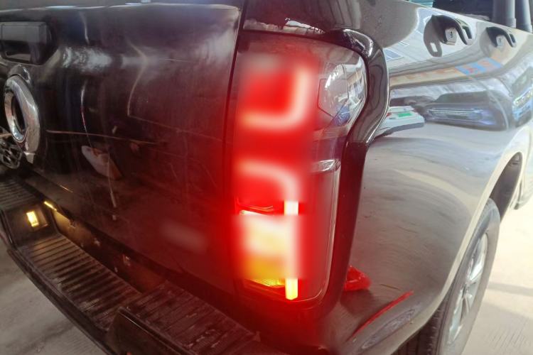 Used Great Wall Poer 2023 2.0T Commercial Version Automatic Diesel 4x4 Elite Long-Box GW4D20M Right Rear Taillight