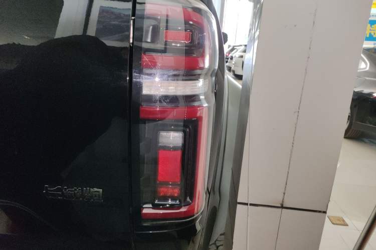 Used Great Wall Poer 2023 2.0T Dragon Bullet Edition Right Rear Taillight