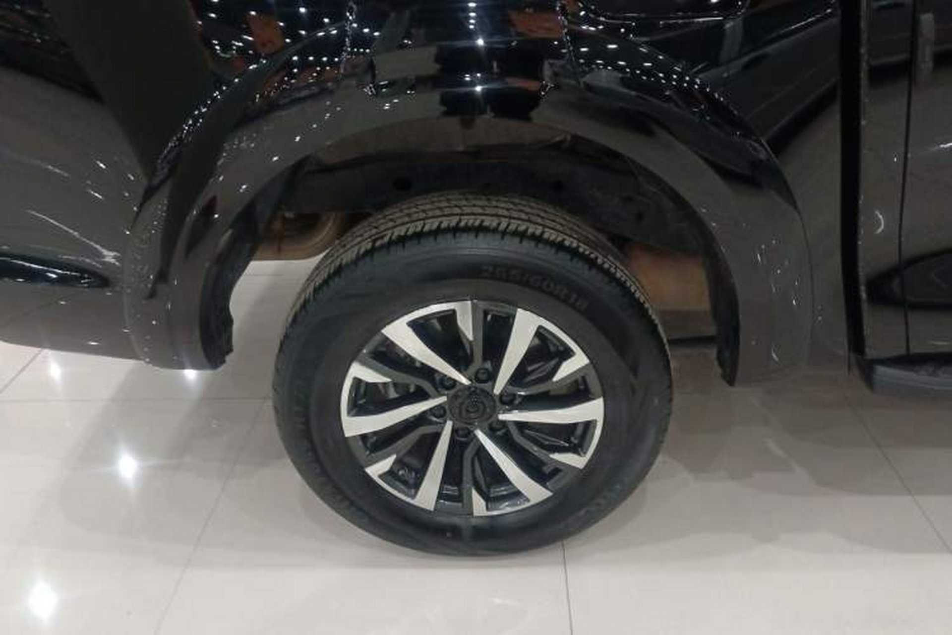 Used Great Wall Poer 2023 2.0T Passenger Version Automatic Gasoline Four-Wheel Drive Comfort Trim – GW4C20B Right Rear Wheel Hub
