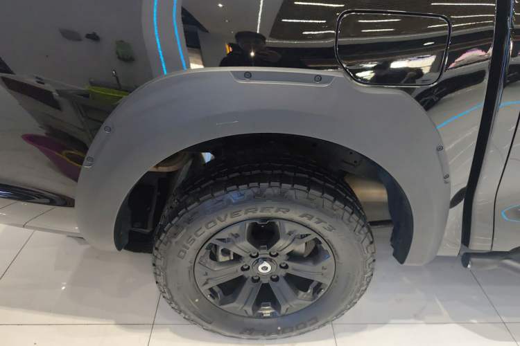 Used Great Wall Poer 2023 2.0T Off-Road Edition Automatic Diesel 4x4 Advanced Version Right Rear Wheel Hub