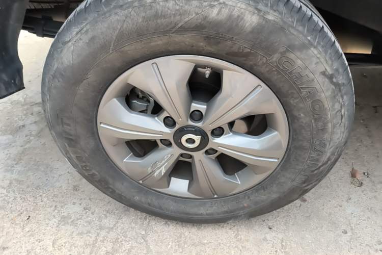 Used Great Wall Poer 2023 2.0T Commercial Version Automatic Diesel Two-Wheel Drive Elite Standard Box GW4D20M Right Rear Wheel Hub