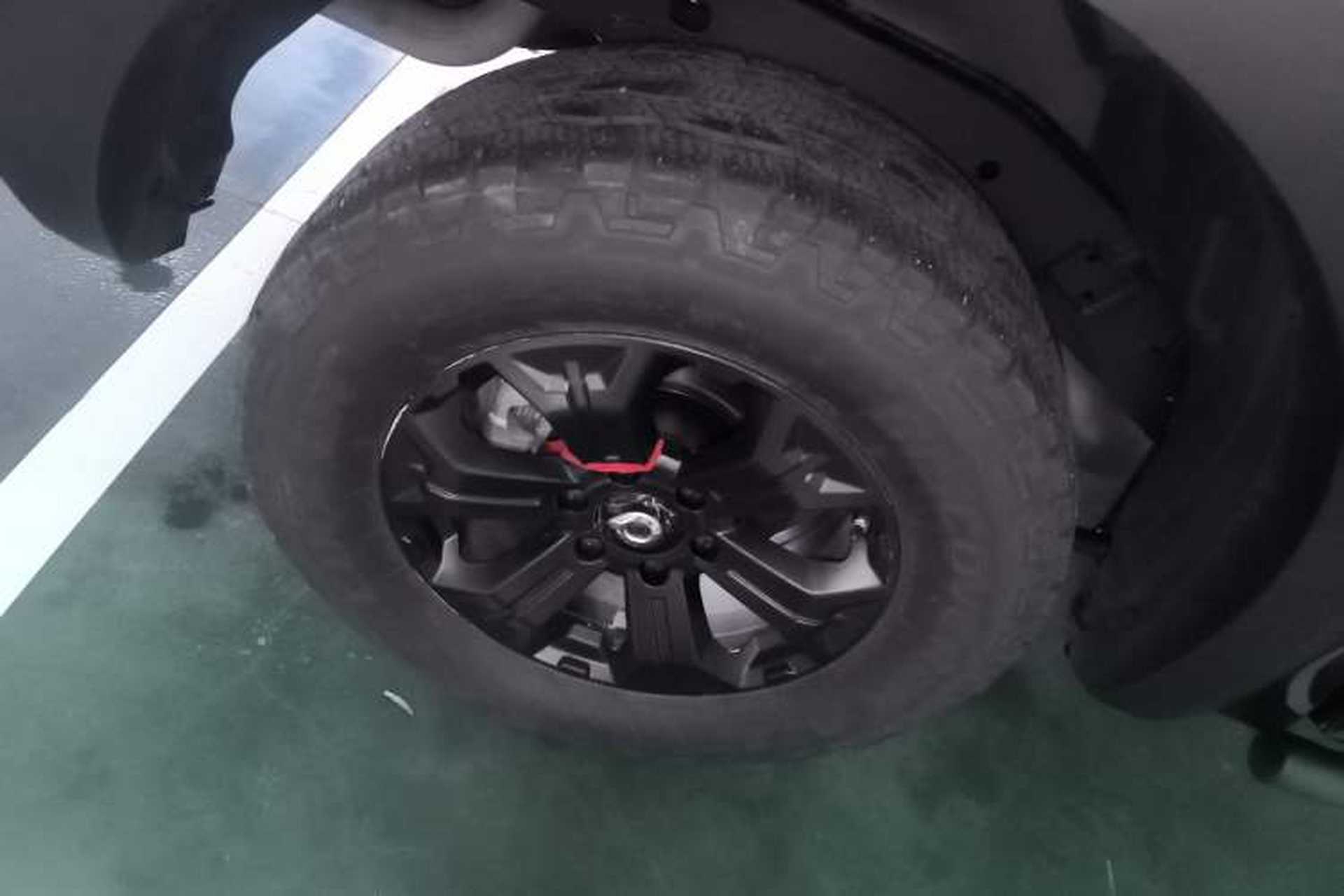 Used Great Wall Poer 2023 2.0T Off-Road Edition Automatic Gasoline Four-Wheel Drive – High-End Version Right Rear Wheel Hub