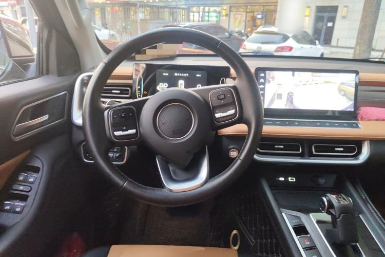 Used Great Wall Poer 2023 2.0T Passenger Version Automatic Gasoline 4x4 Sporty GW4C20B Steering Wheel