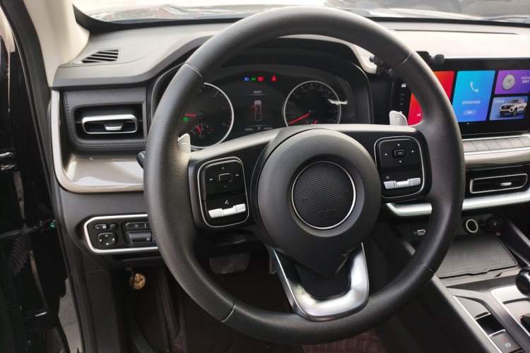 Used Great Wall Poer 2023 2.0T Commercial Version Automatic Diesel Two-Wheel Drive Elite Trim with Long Bed – GW4D20M Steering Wheel