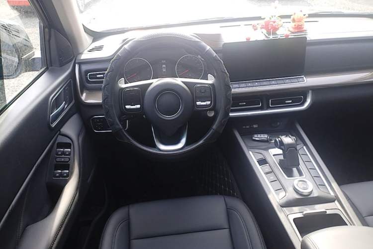 Used Great Wall Poer 2023 2.0T Commercial Version Automatic Diesel Two-Wheel Drive Elite Trim with Long Bed – GW4D20M Steering Wheel