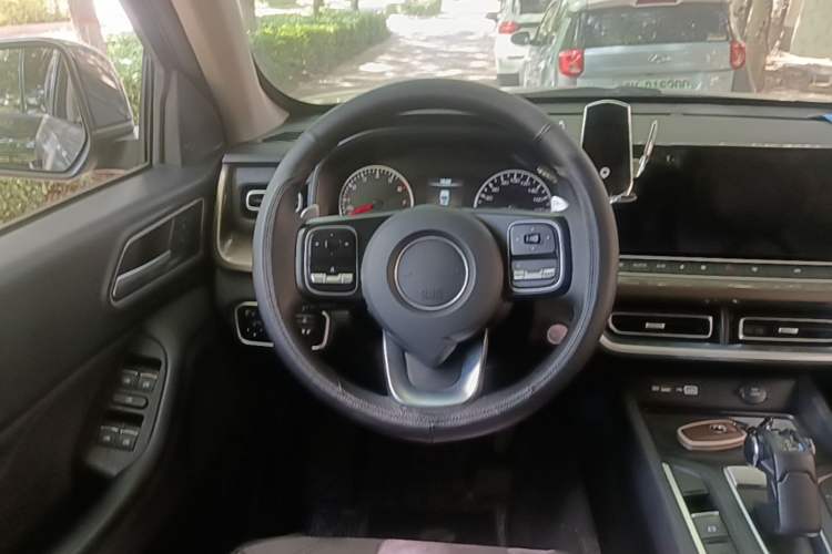 Used Great Wall Poer 2023 2.0T Commercial Version Automatic Gasoline Two-Wheel Drive Elite Trim with Long Bed – GW4C20B Steering Wheel