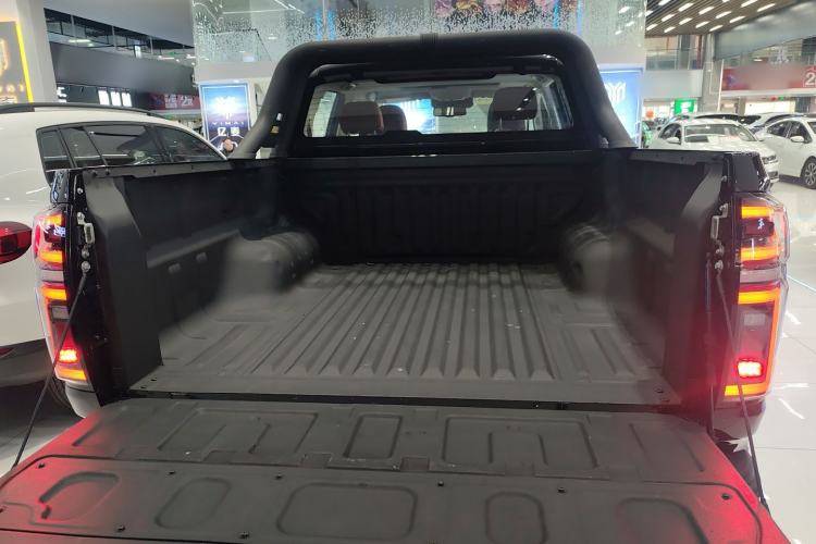 Used Great Wall Poer 2023 2.0T Off-Road Edition Automatic Diesel 4x4 Advanced Version Trunk
