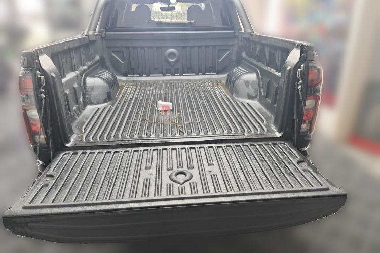 Used Great Wall Poer 2023 2.0T Commercial Version Automatic Gasoline 4x4 Elite Long-Box GW4C20B Trunk