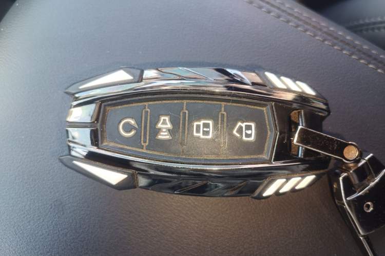 Used Great Wall Poer 2023 2.0T Commercial Version Automatic Diesel 4x4 Long Bed Business-Grade Model Vehicle Key