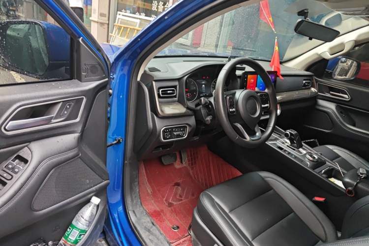 Used Great Wall Poer 2023 2.0T Commercial Version Automatic Diesel Two-Wheel Drive Elite Trim with Long Bed – GW4D20M Driver Seat