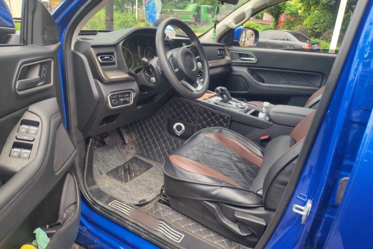 Used Great Wall Poer 2023 2.0T Commercial Version Automatic Diesel Two-Wheel Drive Elite Trim with Long Bed – GW4D20M Driver Seat