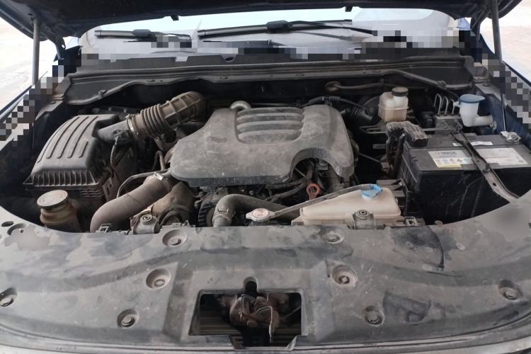 Used Great Wall Poer 2023 2.0T Commercial Version Automatic Diesel 4x4 Elite Long-Box GW4D20M Engine Bay