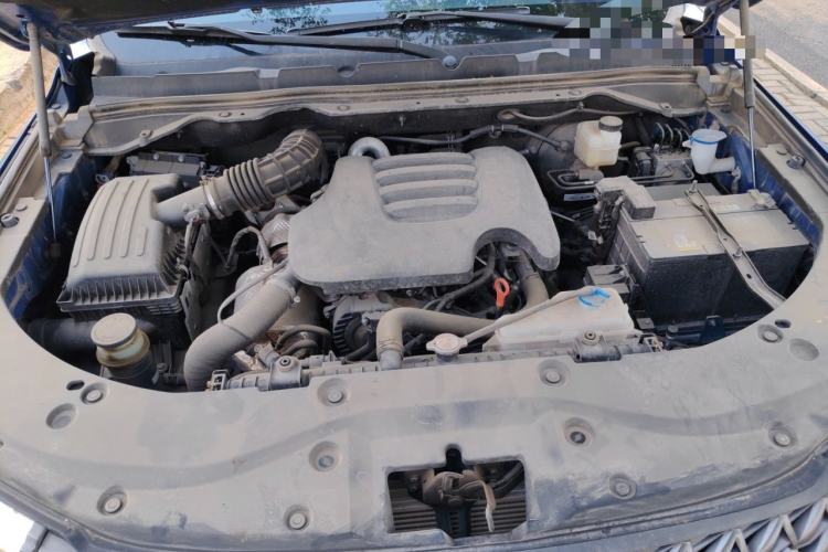 Used Great Wall Poer 2023 2.0T Commercial Version Manual Diesel 4x4 Elite Long-Box GW4D20M Engine Bay