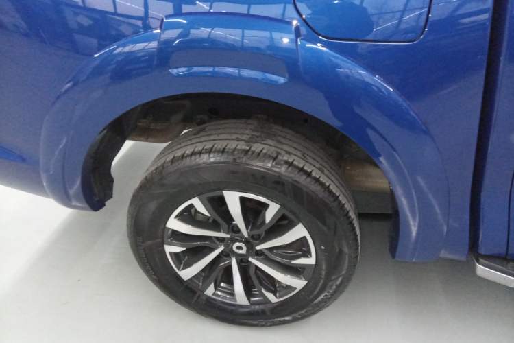 Used Great Wall Poer 2023 2.0T Passenger Version Automatic Diesel Two-Wheel Drive Comfort Trim – GW4D20M Exterior 5