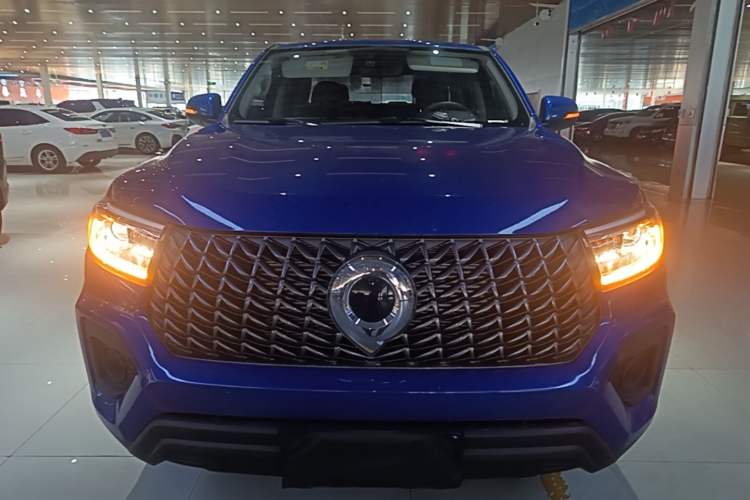 Used Great Wall Poer 2023 2.0T Commercial Version Automatic Diesel Two-Wheel Drive Elite Trim with Long Bed – GW4D20M Front