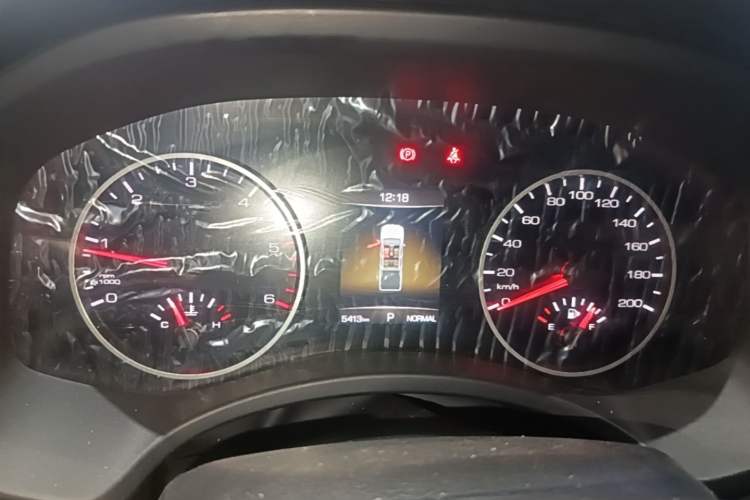 Used Great Wall Poer 2023 2.0T Commercial Version Automatic Diesel Two-Wheel Drive Elite Trim with Long Bed – GW4D20M Instrument Cluster