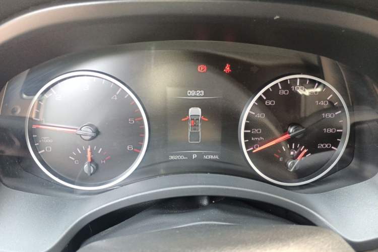Used Great Wall Poer 2023 2.0T Commercial Version Automatic Diesel Two-Wheel Drive Elite Trim with Long Bed – GW4D20M Instrument Cluster