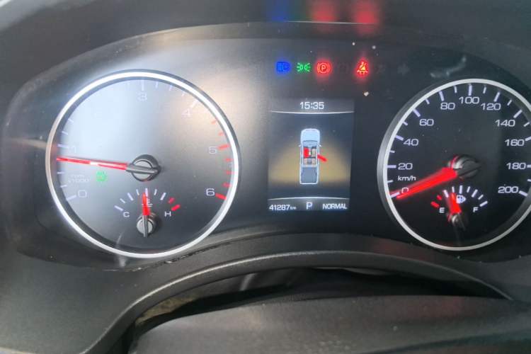 Used Great Wall Poer 2023 2.0T Commercial Version Automatic Diesel Two-Wheel Drive Elite Trim with Long Bed – GW4D20M Instrument Cluster
