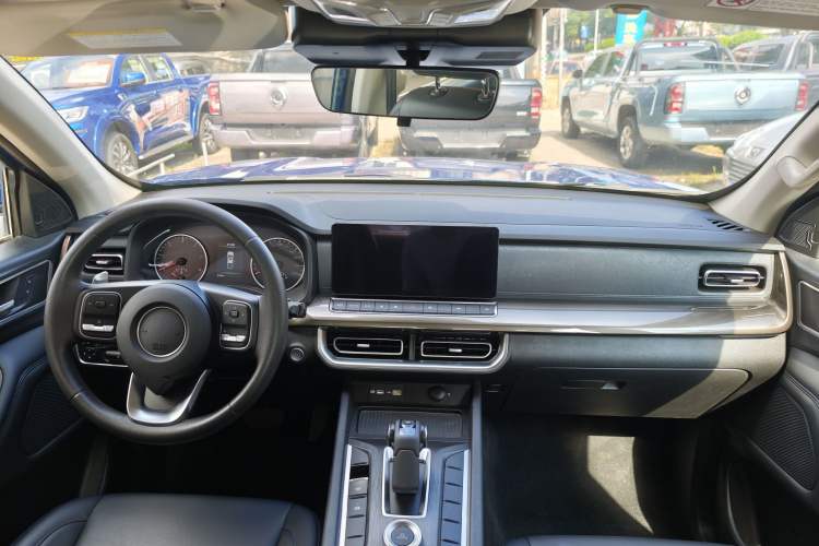 Used Great Wall Poer 2023 2.0T Commercial Version Automatic Diesel 4x4 Elite Long-Box GW4D20M Interior 1
