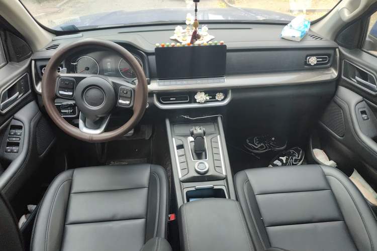 Used Great Wall Poer 2023 2.0T Commercial Version Automatic Diesel 4x4 Elite Long-Box GW4D20M Interior 2