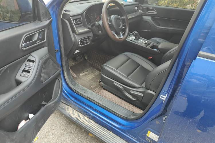 Used Great Wall Poer 2023 2.0T Commercial Version Automatic Diesel 4x4 Elite Long-Box GW4D20M Interior 3