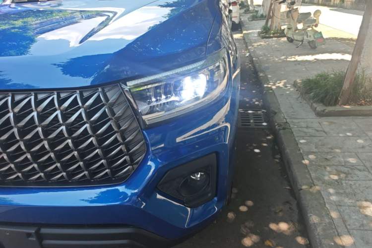 Used Great Wall Poer 2023 2.0T Commercial Version Automatic Diesel 4x4 Elite Long-Box GW4D20M Left Front Headlight