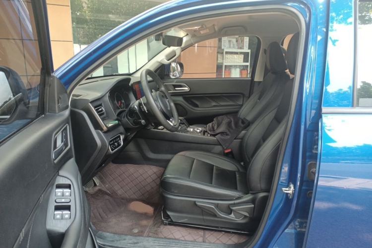 Used Great Wall Poer 2023 2.0T Commercial Version Automatic Diesel Two-Wheel Drive Elite Trim with Long Bed – GW4D20M Left Front Seat
