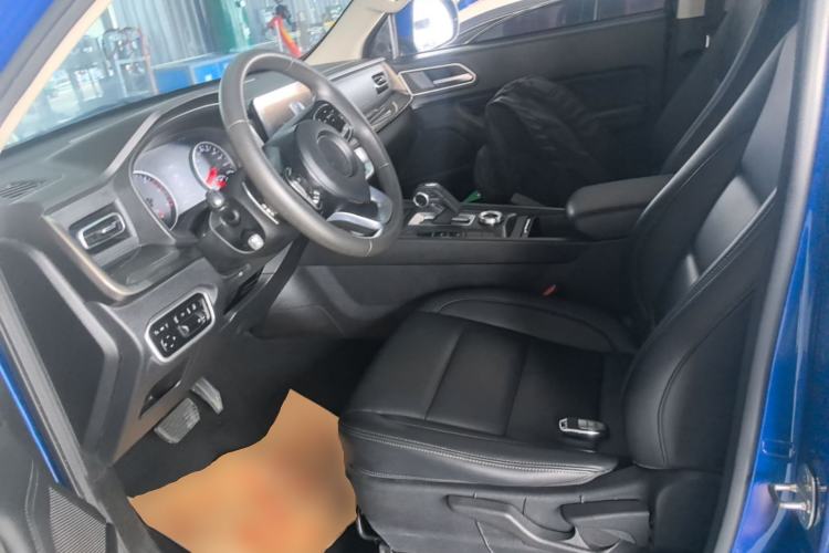 Used Great Wall Poer 2023 2.0T Commercial Version Automatic Diesel Two-Wheel Drive Elite Trim with Long Bed – GW4D20M Left Front Seat