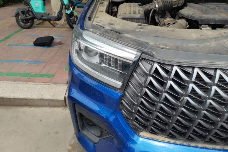 Used Great Wall Poer 2023 2.0T Commercial Version Automatic Diesel 4x4 Elite Long-Box GW4D20M Right Front Headlight
