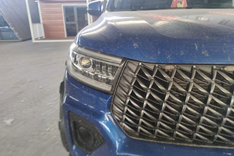 Used Great Wall Poer 2023 2.0T Commercial Version Automatic Diesel 4x4 Elite Long-Box GW4D20M Right Front Headlight
