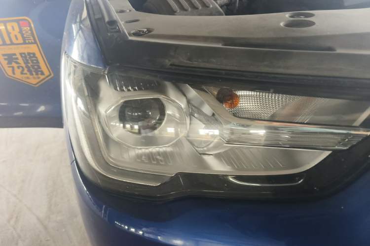 Used Great Wall Poer 2023 2.0T Commercial Version Automatic Diesel 4x4 Elite Long-Box GW4D20M Right Front Headlight