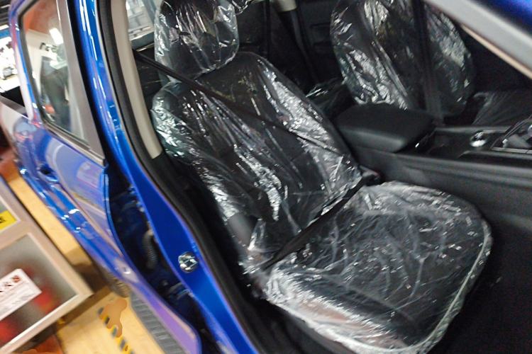 Used Great Wall Poer 2023 2.0T Passenger Version Automatic Diesel Two-Wheel Drive Comfort Trim – GW4D20M Right Front Seat