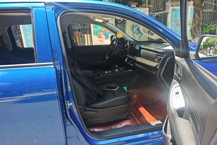 Used Great Wall Poer 2023 2.0T Commercial Version Automatic Diesel 4x4 Elite Long-Box GW4D20M Right Front Seat
