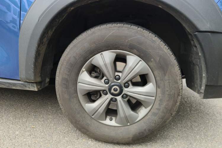 Used Great Wall Poer 2023 2.0T Commercial Version Automatic Diesel 4x4 Elite Long-Box GW4D20M Right Front Wheel Hub
