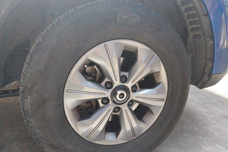 Used Great Wall Poer 2023 2.0T Commercial Version Automatic Diesel 4x4 Elite Long-Box GW4D20M Right Front Wheel Hub