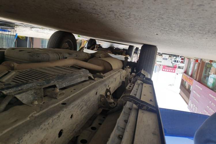 Used Great Wall Poer 2023 2.0T Commercial Version Automatic Diesel 4x4 Elite Long-Box GW4D20M Right Side Sill