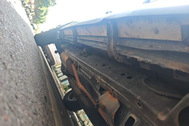 Used Great Wall Poer 2023 2.0T Commercial Version Automatic Diesel 4x4 Elite Long-Box GW4D20M Right Side Sill