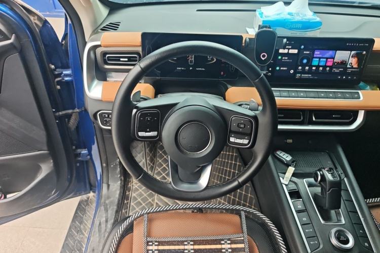 Used Great Wall Poer 2023 2.0T Passenger Version Automatic Gasoline Four-Wheel Drive Comfort Trim – GW4C20B Steering Wheel