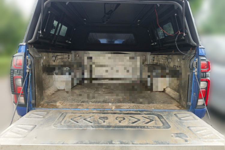 Used Great Wall Poer 2023 2.0T Commercial Version Automatic Diesel 4x4 Elite Long-Box GW4D20M Trunk